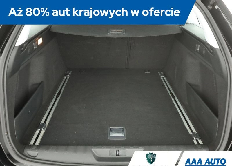 Peugeot 308 cena 46000 przebieg: 164853, rok produkcji 2019 z Kłodawa małe 232